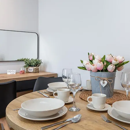 Apartament Planeta 300 Z Garazem By Renters