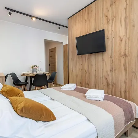 Apartament Planeta 300 Z Garazem By Renters * ميلنو