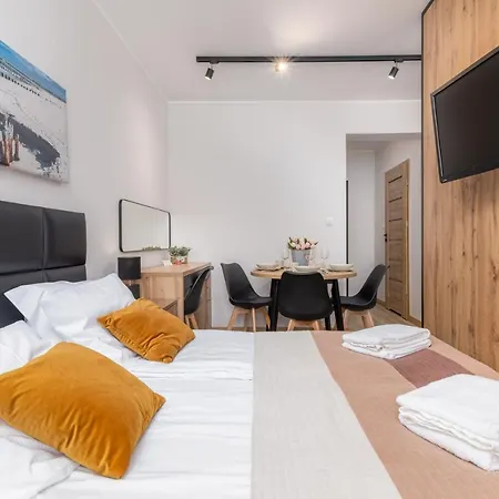 Apartament Planeta 300 Z Garazem By Renters شقة ميلنو